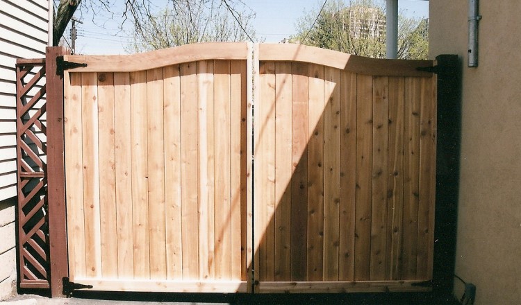 residential-fencing-gate-toronto
