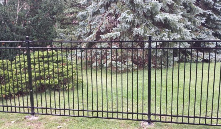 residential chain link fence in toronto