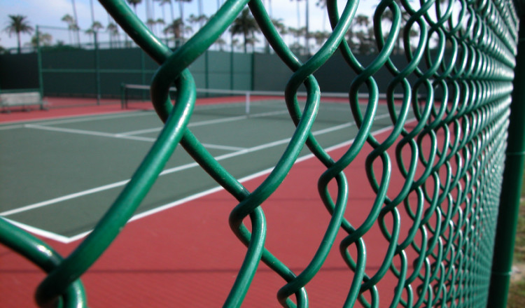 chain-link fence for tennis courts