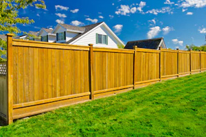 Effective Reasons to Bank on Wooden Fences For Your Home
